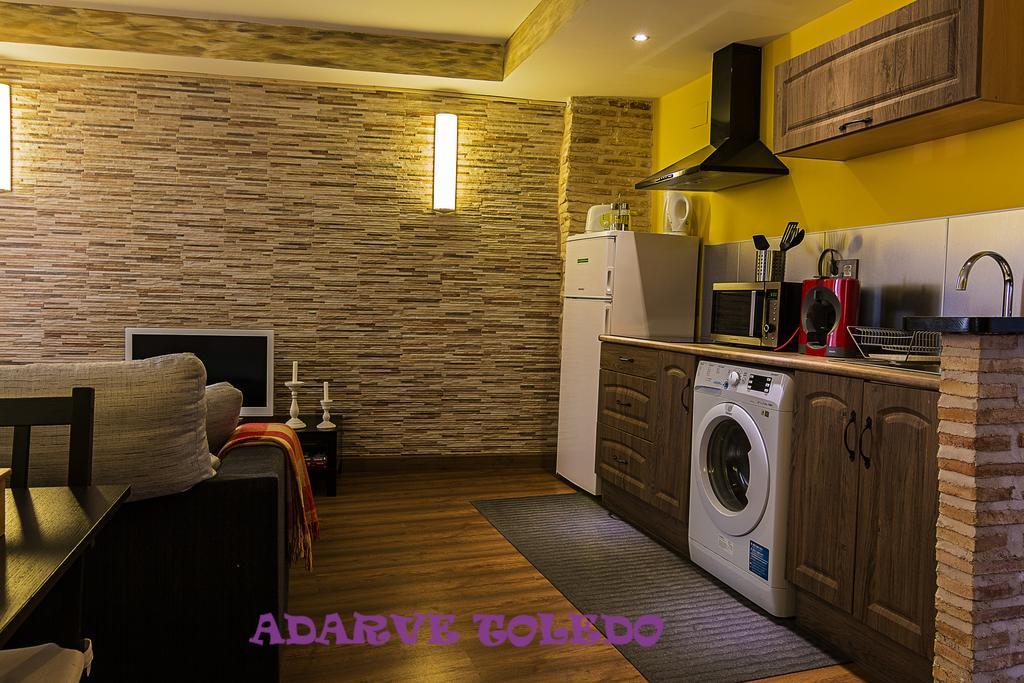 Apartamentos Adarve Toledo Exterior photo