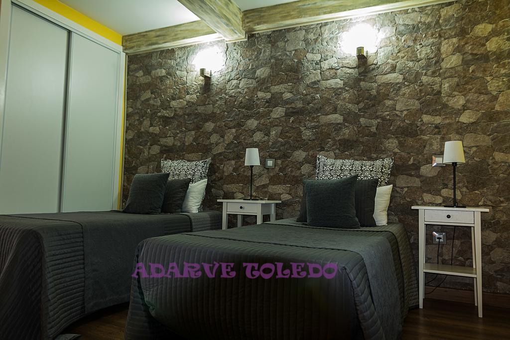 Apartamentos Adarve Toledo Exterior photo